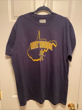 Captivating Navy West Virginia Graphic Tee …size XL